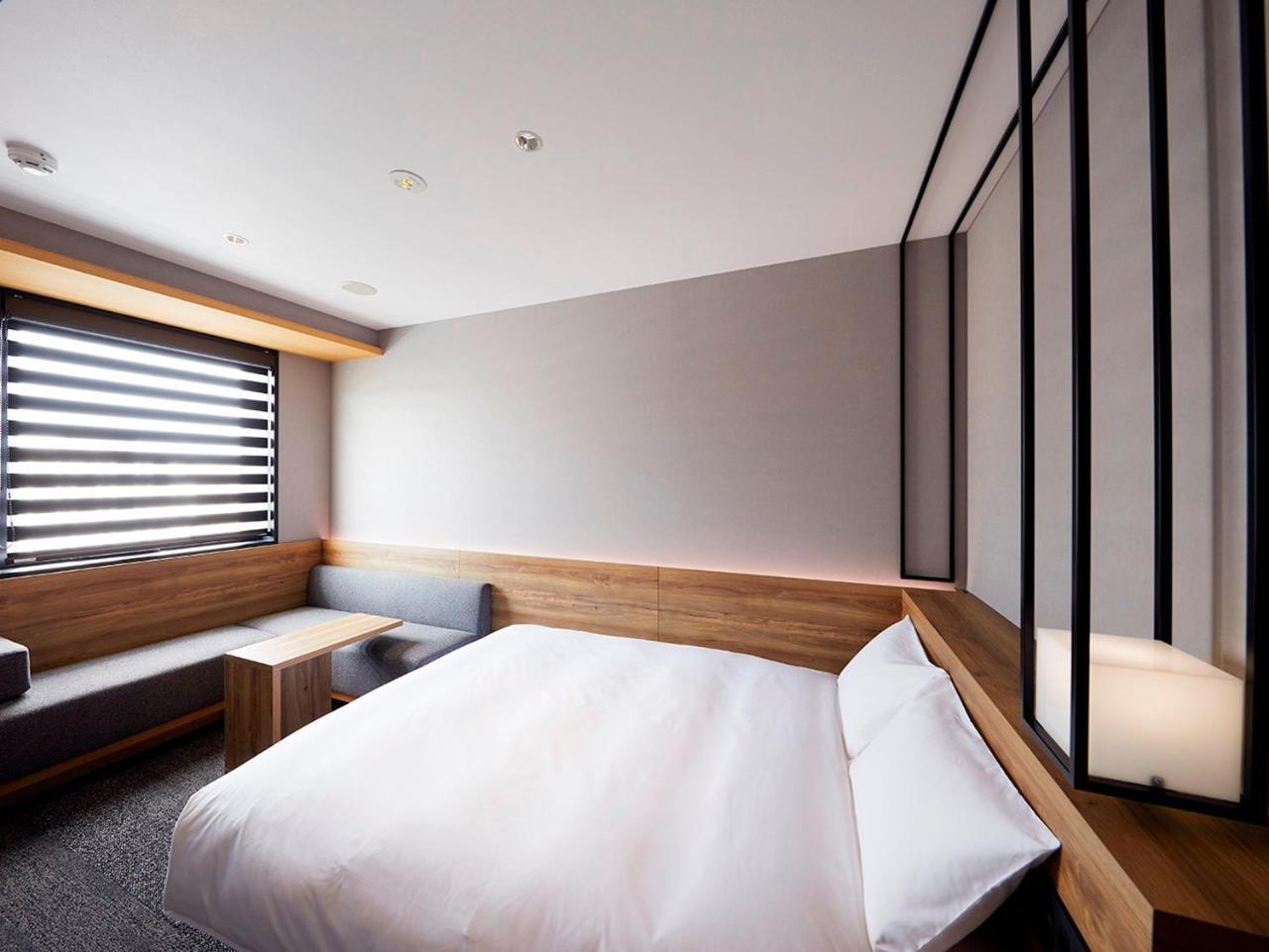 Hotel Androoms Shin-Осака Екстериор снимка